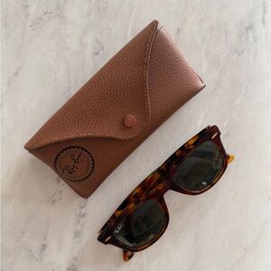 RayBan ORIGINAL WAYFARER sunglasses in tortoise